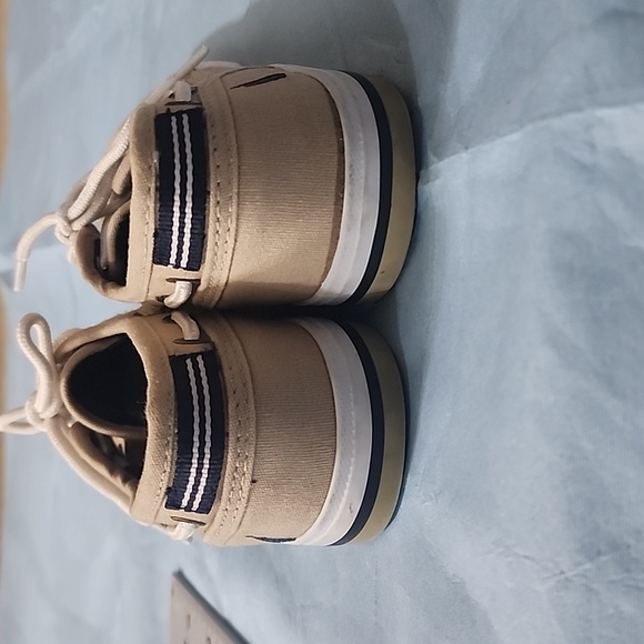 Nautica Boat Shoes size 2 - Picture 3 of 7